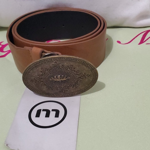 Montclair Belt - Picture 7 of 7